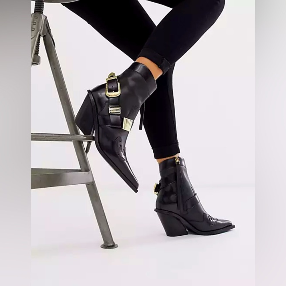 ASOS DESIGN leather boots
